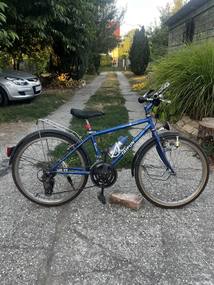 Kék Taifun MTB kerékpár — felújított, eladó kerékpár